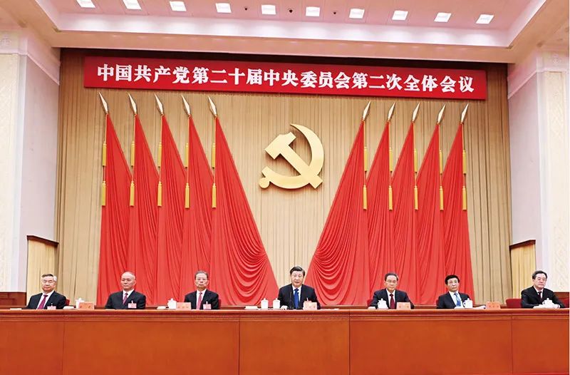 习近平全面深化改革开放为中国式现代化持续注入强劲动力,深圳法律培训中心